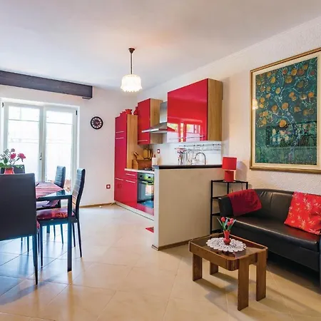 Lovely In Novigrad With Wifi * Novigrad Istria