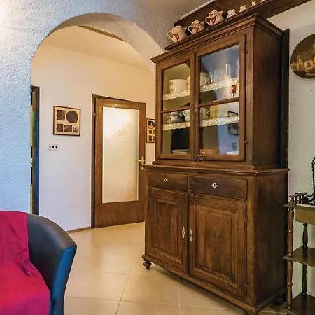Apartman In Novigrad With Wifi *