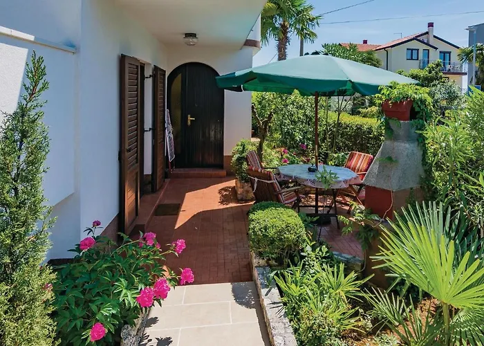 Lovely In Novigrad With Wifi Appartement Novigrad Istria