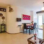 Apartamento Lovely In Novigrad With Wifi