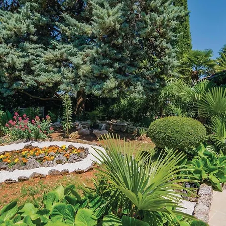 Lovely In Novigrad With Wifi Appartement Novigrad Istria