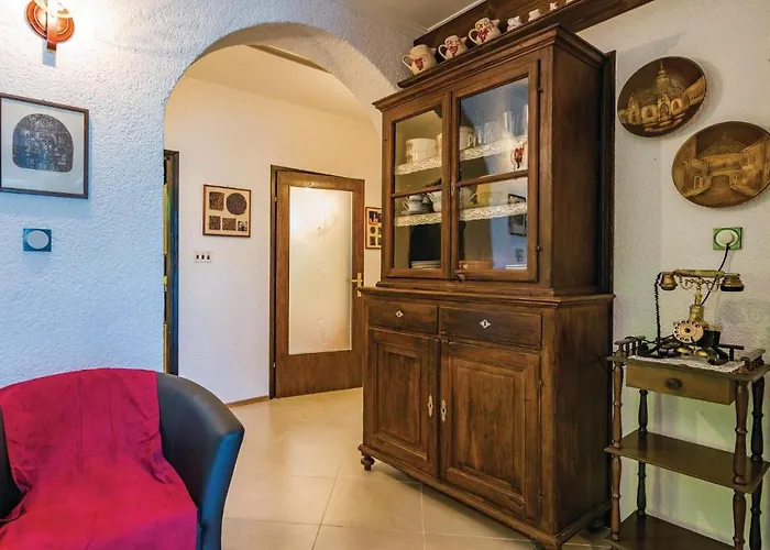 Appartement Lovely In Novigrad With Wifi *