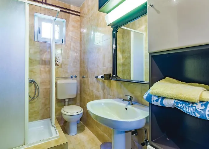 Lovely In Novigrad With Wifi Appartement Novigrad Istria